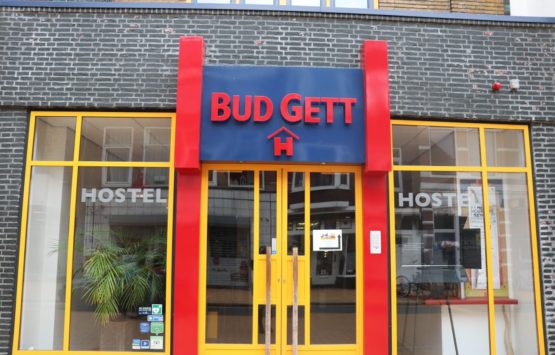 Bud Gett Hostels