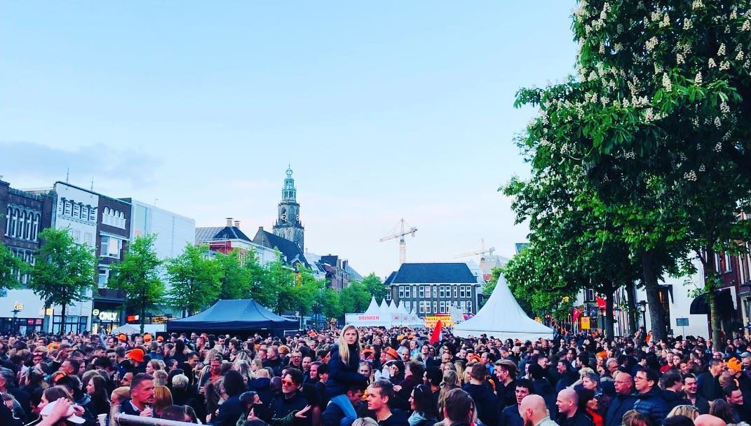 Haal Koningsdag Groningen dit jaar naar je woonkamer