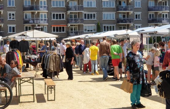 Summer market Hoornsemeer